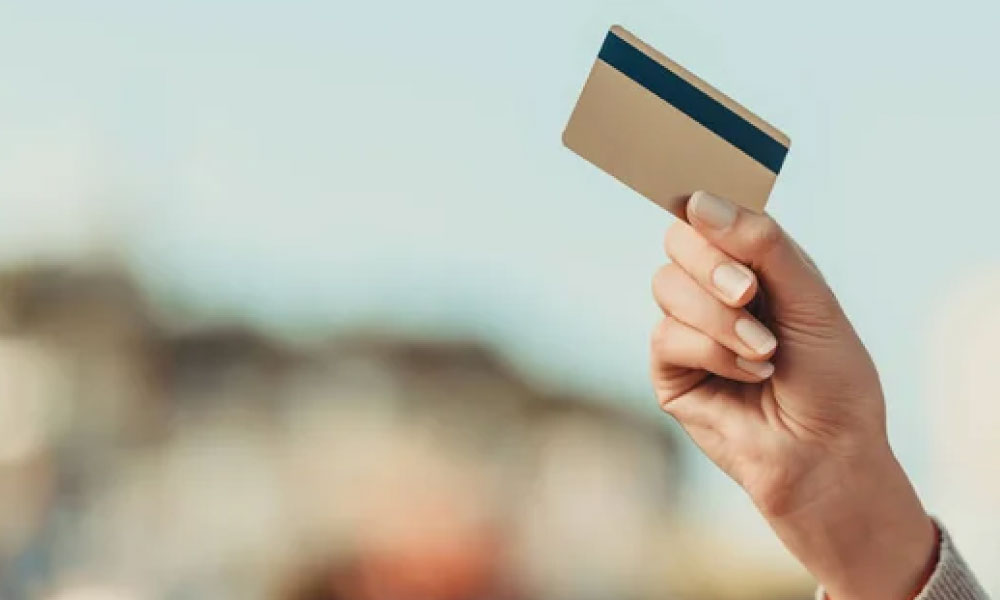 Empréstimo com cartão de crédito: é uma boa opção?